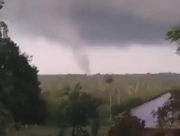 Intendente de Santaní pide ayuda para las familias afectadas por tornado · Radio Monumental 1080 AM