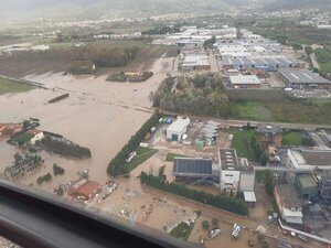 Tormenta “Ciarán” azota Europa donde deja al menos una docena de fallecidos | 1000 Noticias