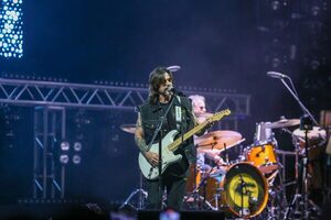 Juanes emocionó a su público paraguayo y sorprendió con “Recuerdos de Ypacaraí” - trece