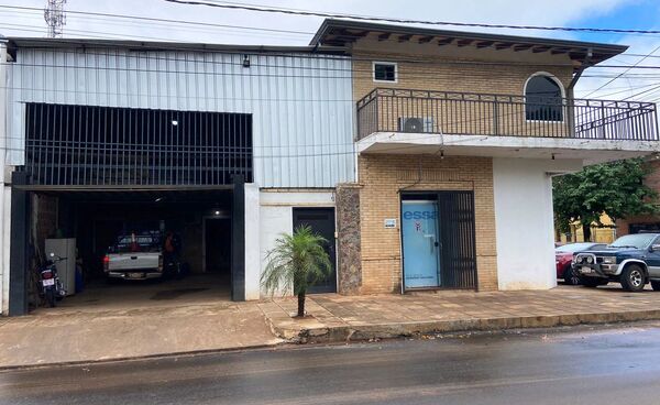 El colmo: Oficina de ESSAP en Luque sin agua por desconexión •