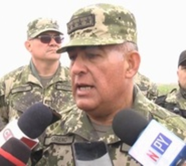 Comandante lamenta la desaparición de militares arrastrados por raudal - Paraguay.com