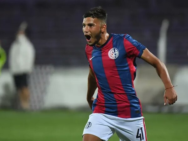 Un “tapado” de San Lorenzo de Almagro, la gran novedad en la lista de la Albirroja | 1000 Noticias