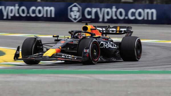 Verstappen sale primero en Brasil