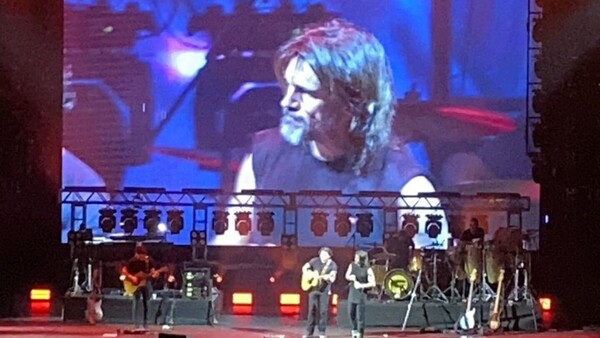 Juanes sorprendió al público paraguayo con Recuerdos de Ypacaraí