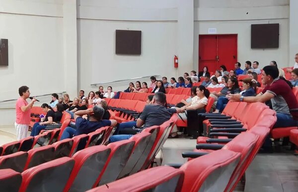 Educación sexual: MEC admite que obvió socialización previa a capacitación docente con libros de “12 Ciencias” - Nacionales - ABC Color