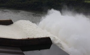 Itaipú alcanza su mayor vertido luego de intensas lluvias