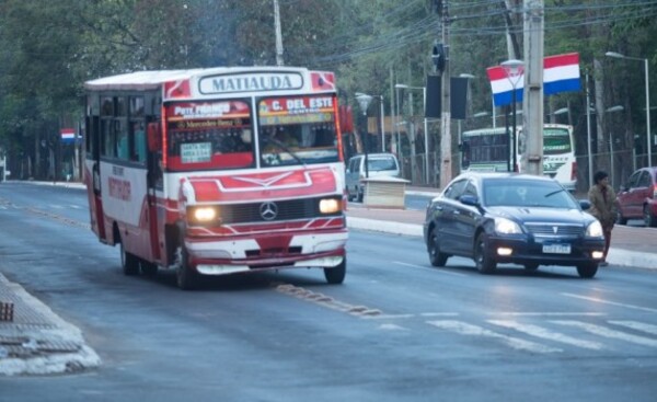 Prieto dispone suba de pasaje y billetaje electrónico obligatorio