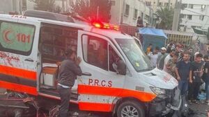 Israel ataca caravana de ambulancias en Gaza - ADN Digital