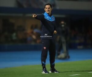 (VIDEO): Victor Bernay: “El lunes hay que ir con todo, afilados, buscando un buen resultado que nos posicione en el campeonato”