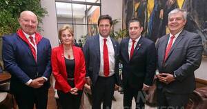 La Nación / Presidente de la ANR agasajó a participantes de la asamblea de la Upla
