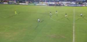 Versus / ¡No se puede creer! La ocasión de gol que desperdició Hugo Fernández