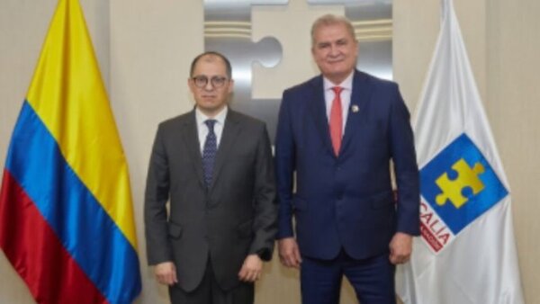 Fiscal general Emiliano Rolón se reúne con su par colombiano para fortalecer cooperación bilateral