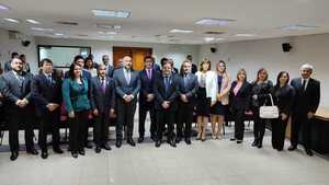 Juez denuncia amenazas de abogados en Coronel Oviedo - PDS RADIO Y TV