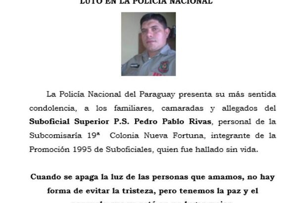 Hallan muerto a policía