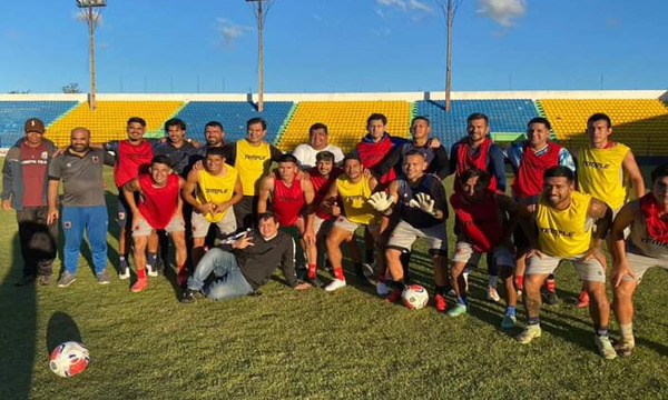 ¡Es hoy, Ovetense! Noventa minutos separan a la albirroja de un nuevo grito de campeón