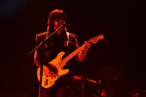 Juanes reconecta con su público paraguayo en un sorprendente show - Te Cuento Paraguay
