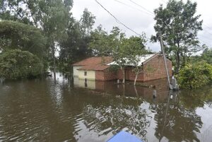 Ayolas: caudal del río Paraná seguirá en aumento en los próximos días - Nacionales - ABC Color