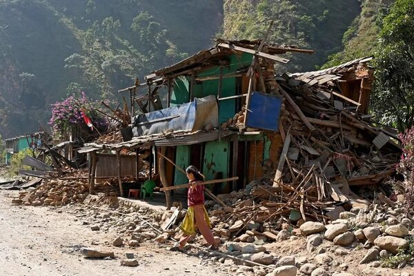 Afectados por el terremoto en Nepal con 157 muertos denuncian falta de ayuda - Mundo - ABC Color