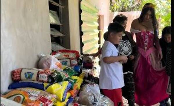 Laurys y sus compañeros de facu donaron 3 mil kilos de alimentos