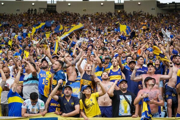 Versus / ¿Con la hinchada de Boca Juniors? El jugador paraguayo que estuvo en el Maracaná