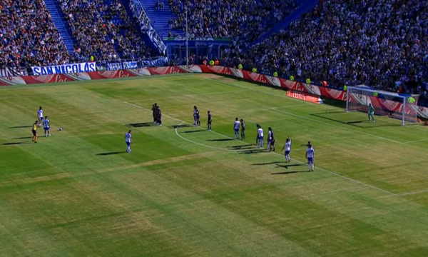 (VIDEO). Golazo paraguayo para el empate de Vélez de la Argentina