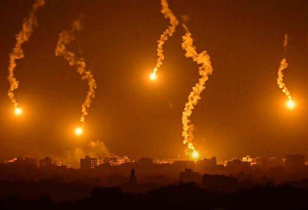 Intensos bombardeos israelíes en Gaza en plena gira regional de Blinken