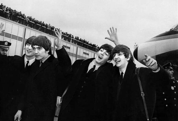 Nueva canción de los Beatles se perfila como número uno de ventas en Reino Unido