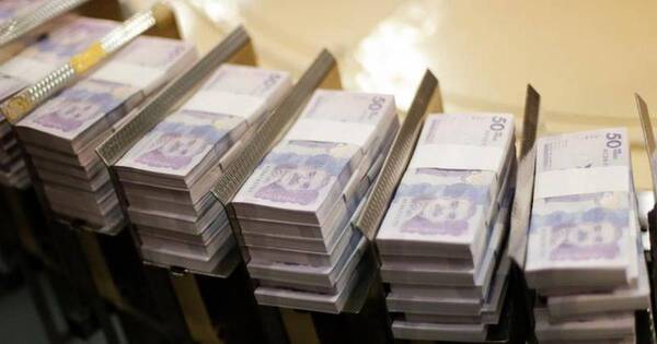 La Nación / Expectativa sobre devaluación del peso incide negativamente