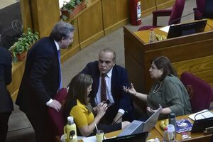 Buscan aprobar a tambor batiente superpoder a Peña - Política - ABC Color