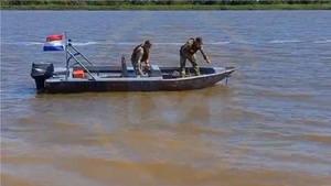 Prosigue la búsqueda del sargento Sosa en el Río Paraguay - Noticias Paraguay