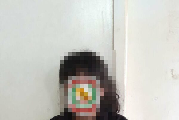 Policía detuvo a una mujer por violencia contra un niño