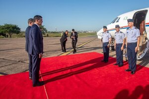 Presidente viajó a Chile donde desarrollará este lunes una amplia agenda de encuentros - El Trueno