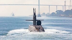 Submarino con misiles guiados llega a Oriente Medio, dice EE.UU.