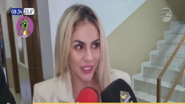 Imputan a modelo que efectuó disparos al aire - Noticias Paraguay