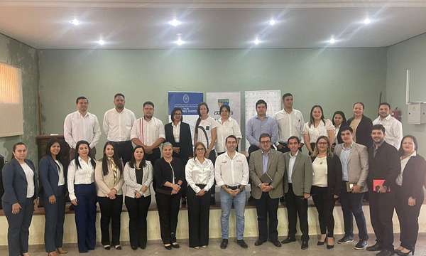 Gobernación comienza ciclo de capacitación profesional con la FPUNA