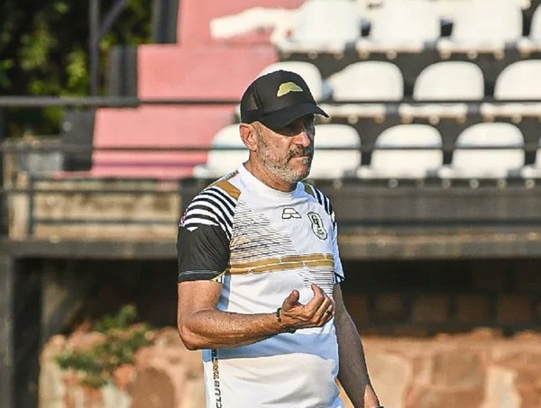 La mano del DT Vinícius en Tacuary: "Trajo tranquilidad y dio confianza a jugadores que no tenían minutos" · Radio Monumental 1080 AM