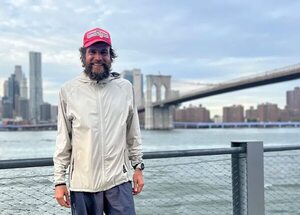 “Forrest Gump alemán” concluye gira por EEUU con maratón en Nueva York - Estilo de vida - ABC Color
