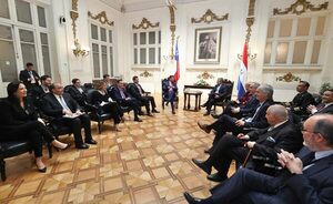 Mandatario fortalece relaciones bilaterales con Congreso de Chile - .::Agencia IP::.