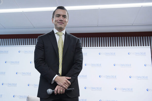 El presidente electo de Ecuador acuerda cooperación con la OEA durante una reunión con Almagro - MarketData