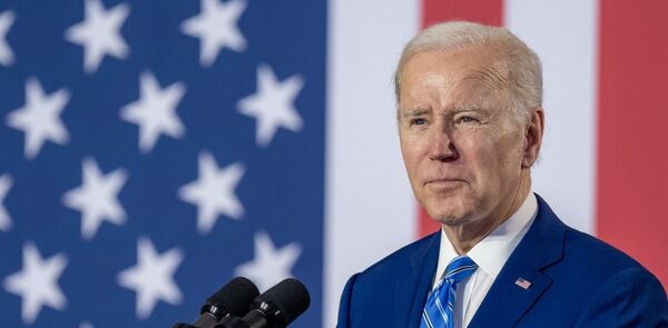 Joe Biden anuncia medidas como un mecanismo de "bonos verdes" para ayudar a Latinoam茅rica a reducir sus deudas - Revista PLUS