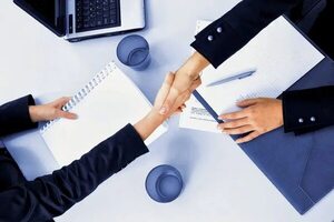 Plantean contrataciones temporales en dos rubros para temporada alta en verano - Nacionales - ABC Color