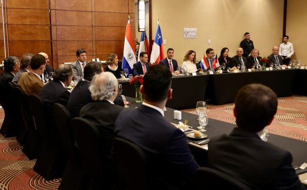 Peña apunta a acelerar inversiones chilenas ante ventajas que ofrece el Paraguay - El Trueno