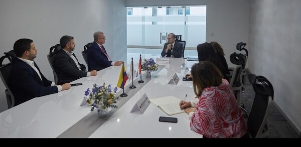 Paraguay y Colombia acuerdan profundizar pesquisas sobre elementos obviados en caso Pecci - La Tribuna