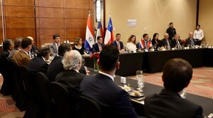 El presidente, Santiago Peña, busca atraer más inversiones chilenas al Paraguay - La Tribuna