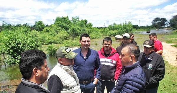 La Nación / “Nuestra emergencia es asegurar alimento y techo para la gente”, dice gobernador de Ñeembucú