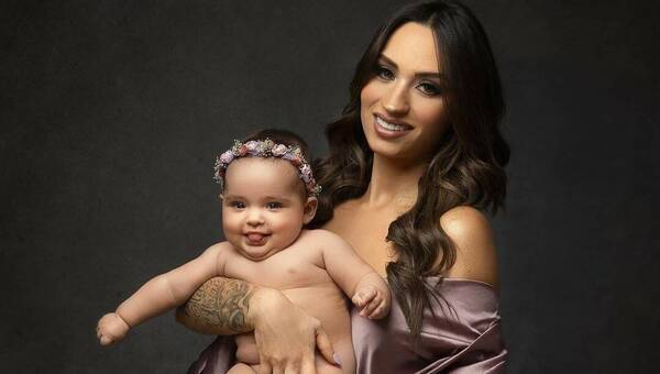La tierna dedicatoria de Shay a su bebita