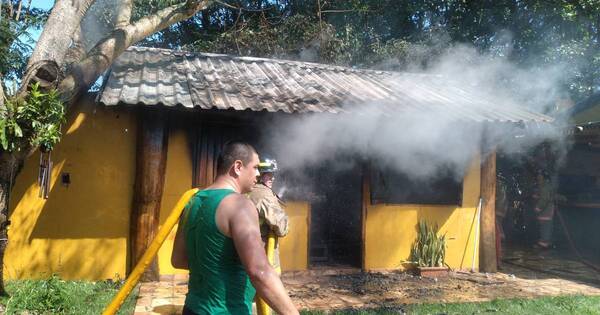 La Nación / Detuvieron a un hombre tras incendiar la casa de su expareja