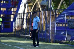 En el primer tiempo se notó el cansancio del equipo, explicó Vinicius Eutrópio - Fútbol - ABC Color