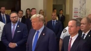 Trump enoja a juez durante audiencia en Nueva York