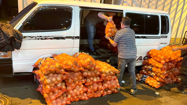 Conductor detenido con más de 2.000 kilos de frutihortícolas imputado por contrabando - La Clave